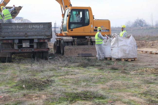 UN big bags filled with obsolete pesticides, Darkat Village, Tajikistan, Environmental Health and Pollution Management Institute, EHPMI, Peshsaf